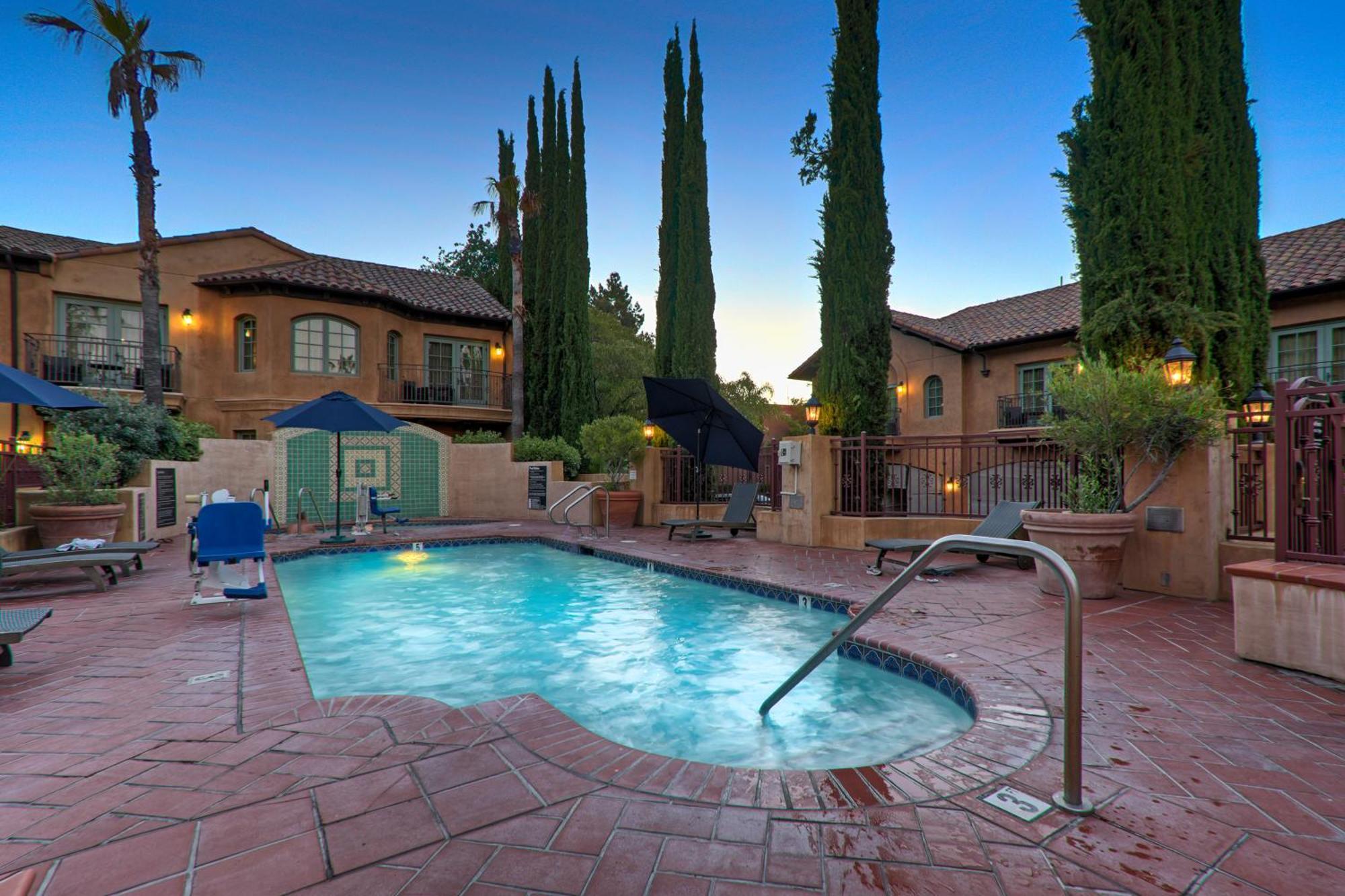 Hotel Los Gatos Luaran gambar