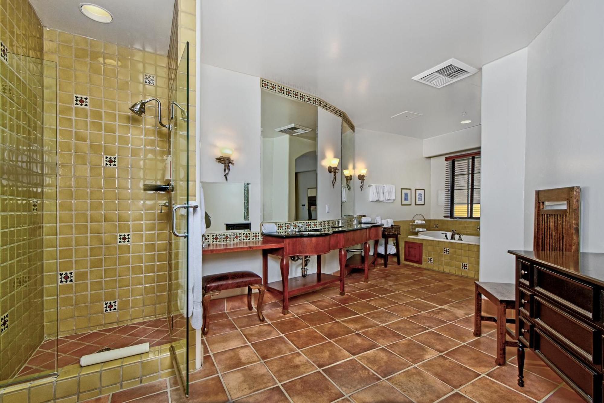 Hotel Los Gatos Luaran gambar