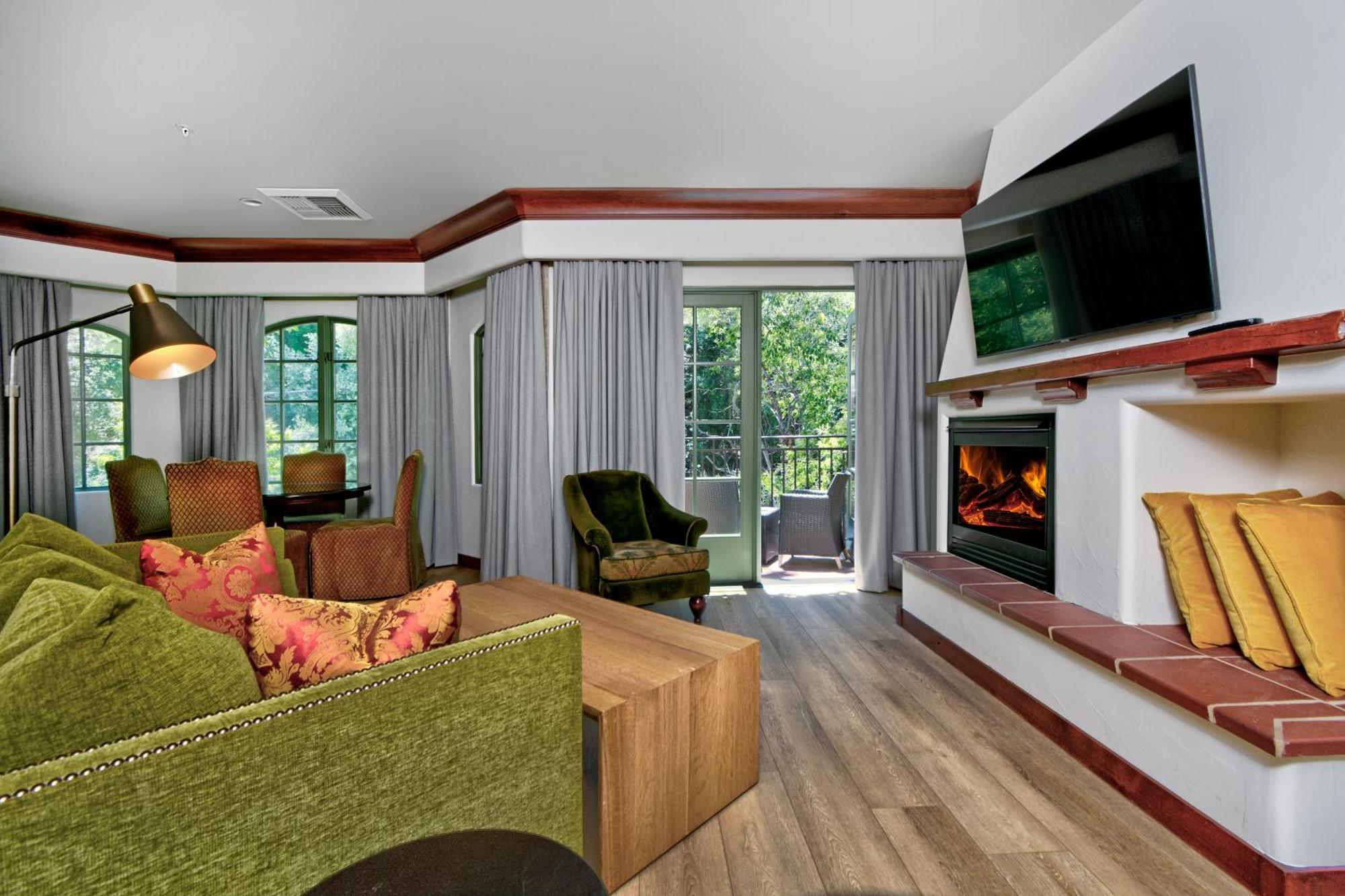 Hotel Los Gatos Luaran gambar