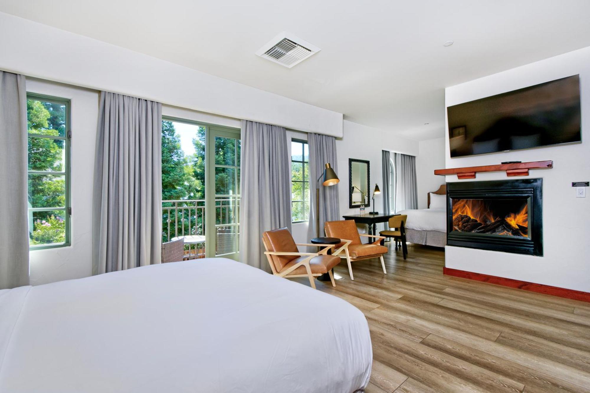 Hotel Los Gatos Luaran gambar