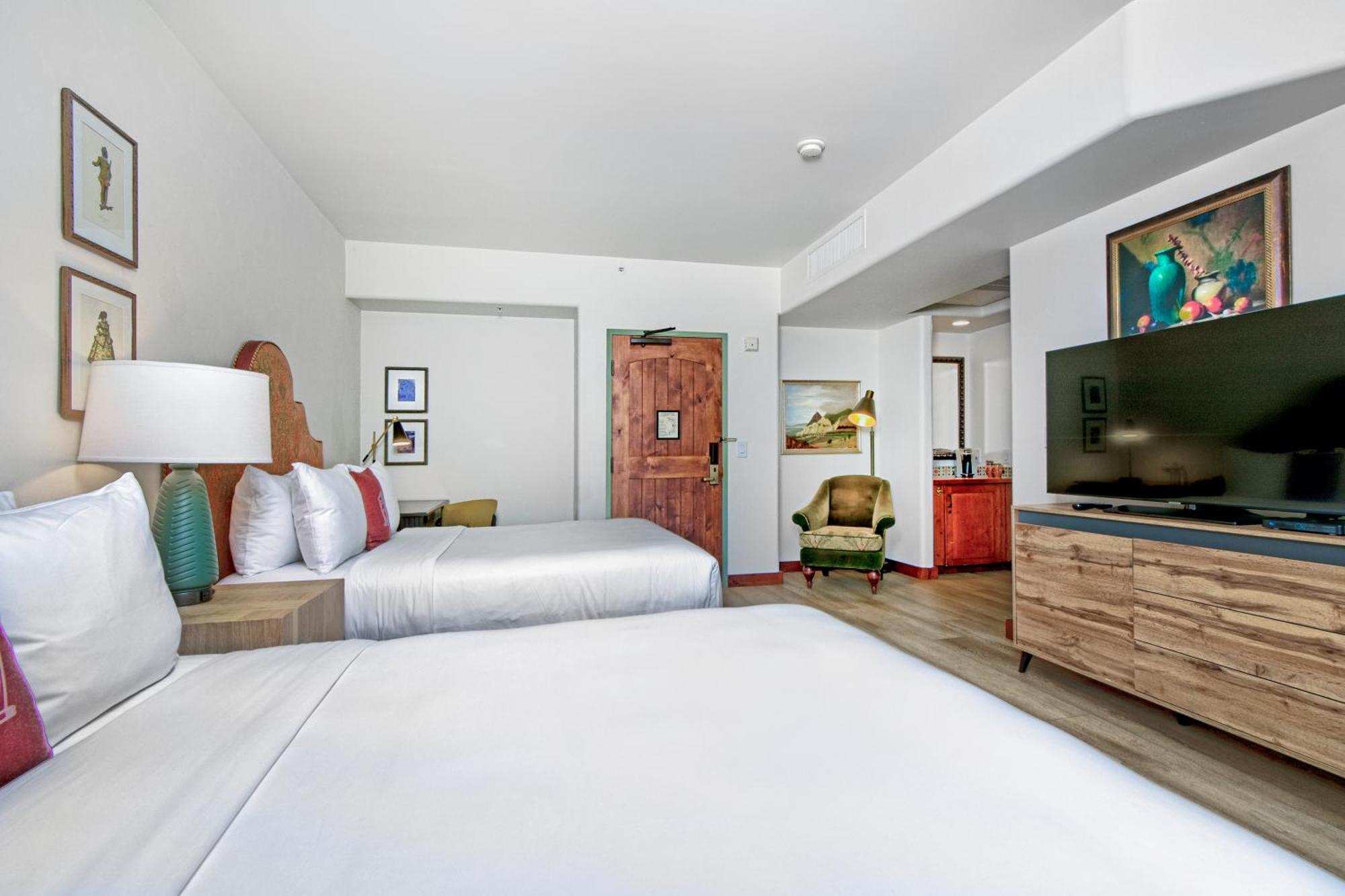 Hotel Los Gatos Luaran gambar