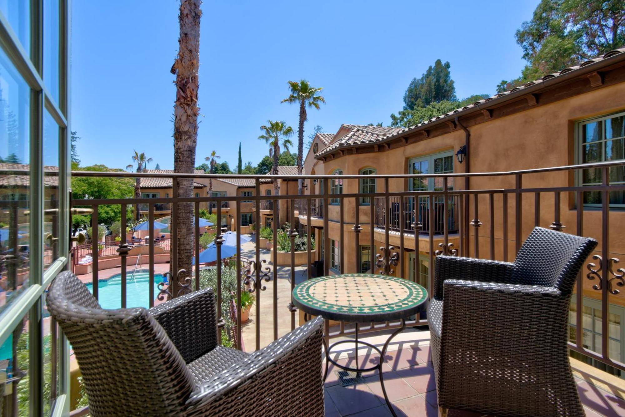 Hotel Los Gatos Luaran gambar
